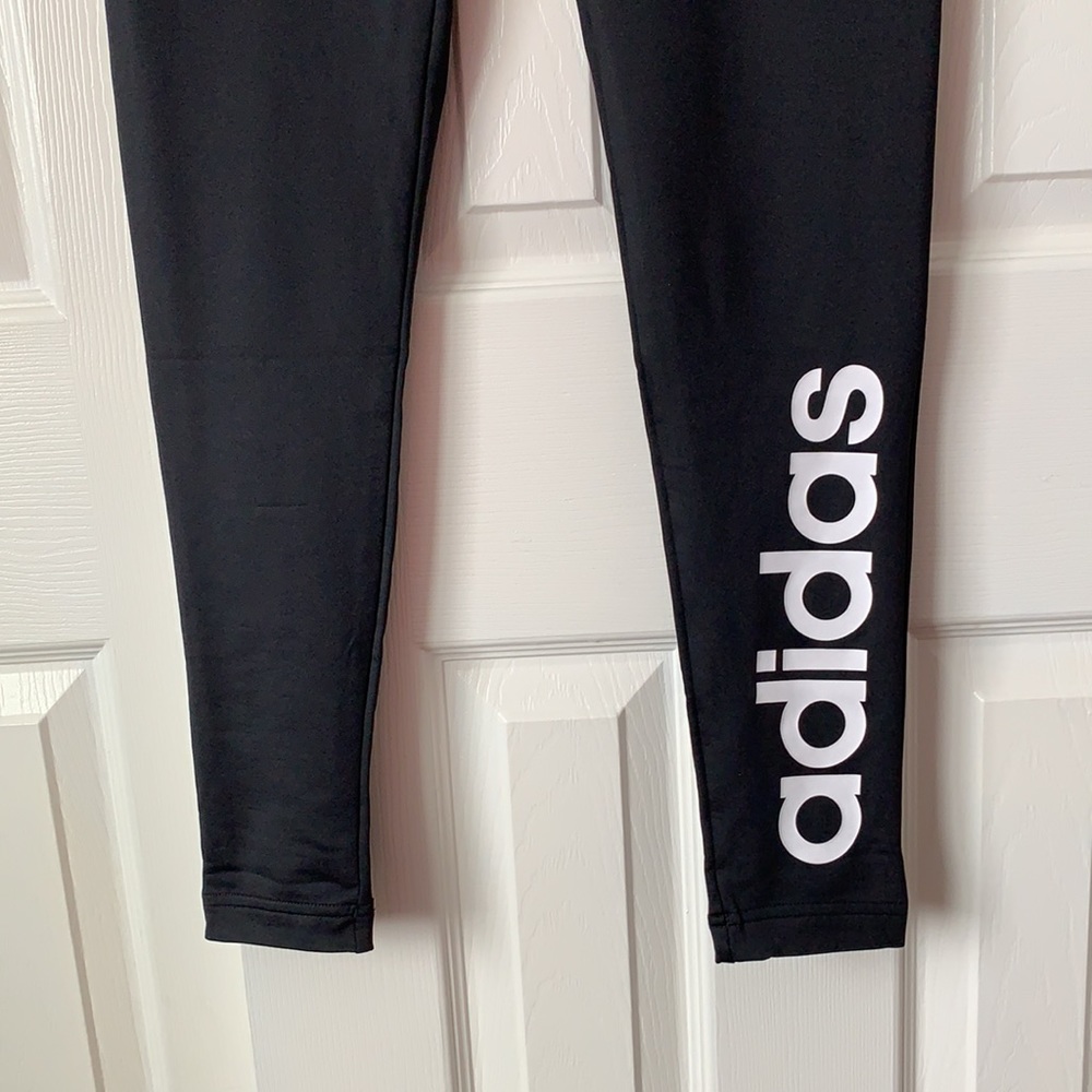 Like new adidas Midrise leggings with logo on leg and hip M - Picture 2 of 5